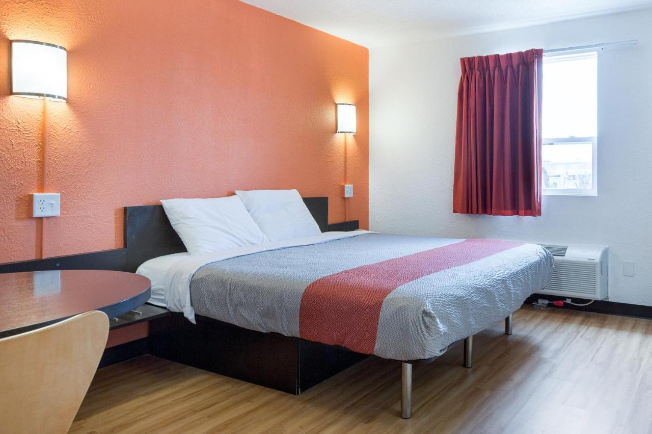 Motel 6-Lincoln, Il Zewnętrze zdjęcie