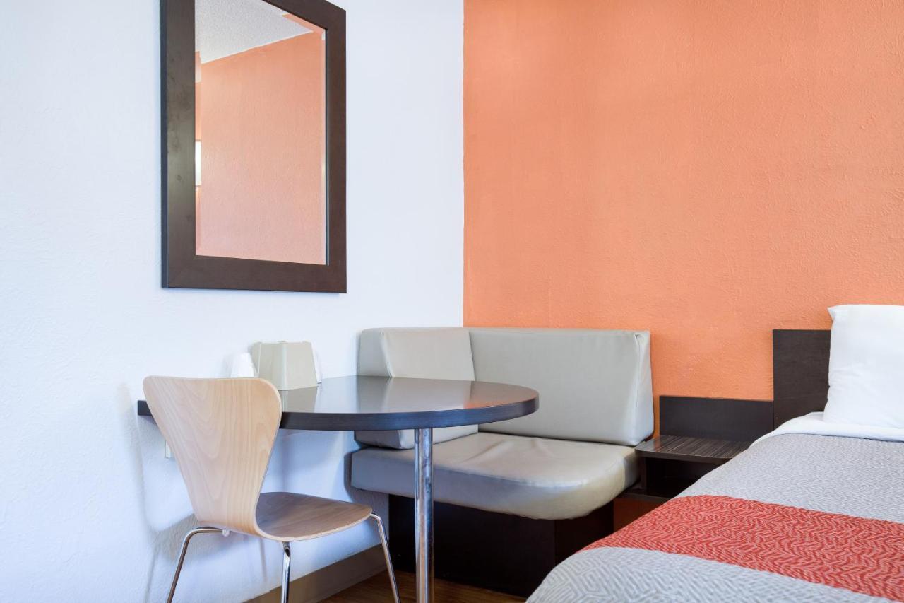 Motel 6-Lincoln, Il Zewnętrze zdjęcie