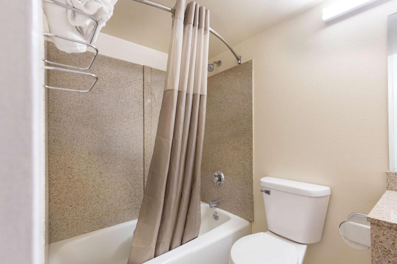 Motel 6-Lincoln, Il Zewnętrze zdjęcie